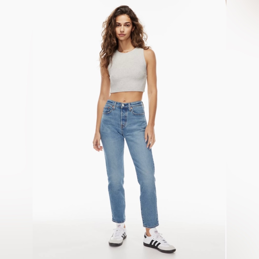 LEVI’S Wedgie Icon Jean. Gently Loved. Like New. Size 27.
